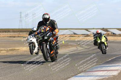 media/Nov-03-2024-TrackDaz (Sun) [[44580f4982]]/B Group/1220pm (Wheelie Bump)/
